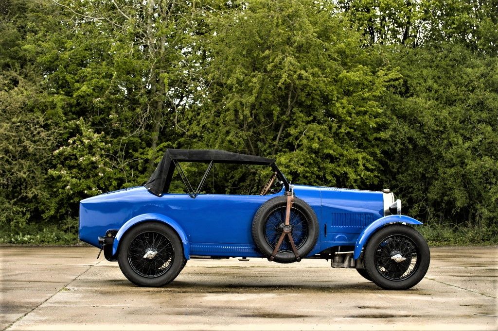 THE STYLE OF MODERNITY: THE BUGATTI TYPE 40 1930 