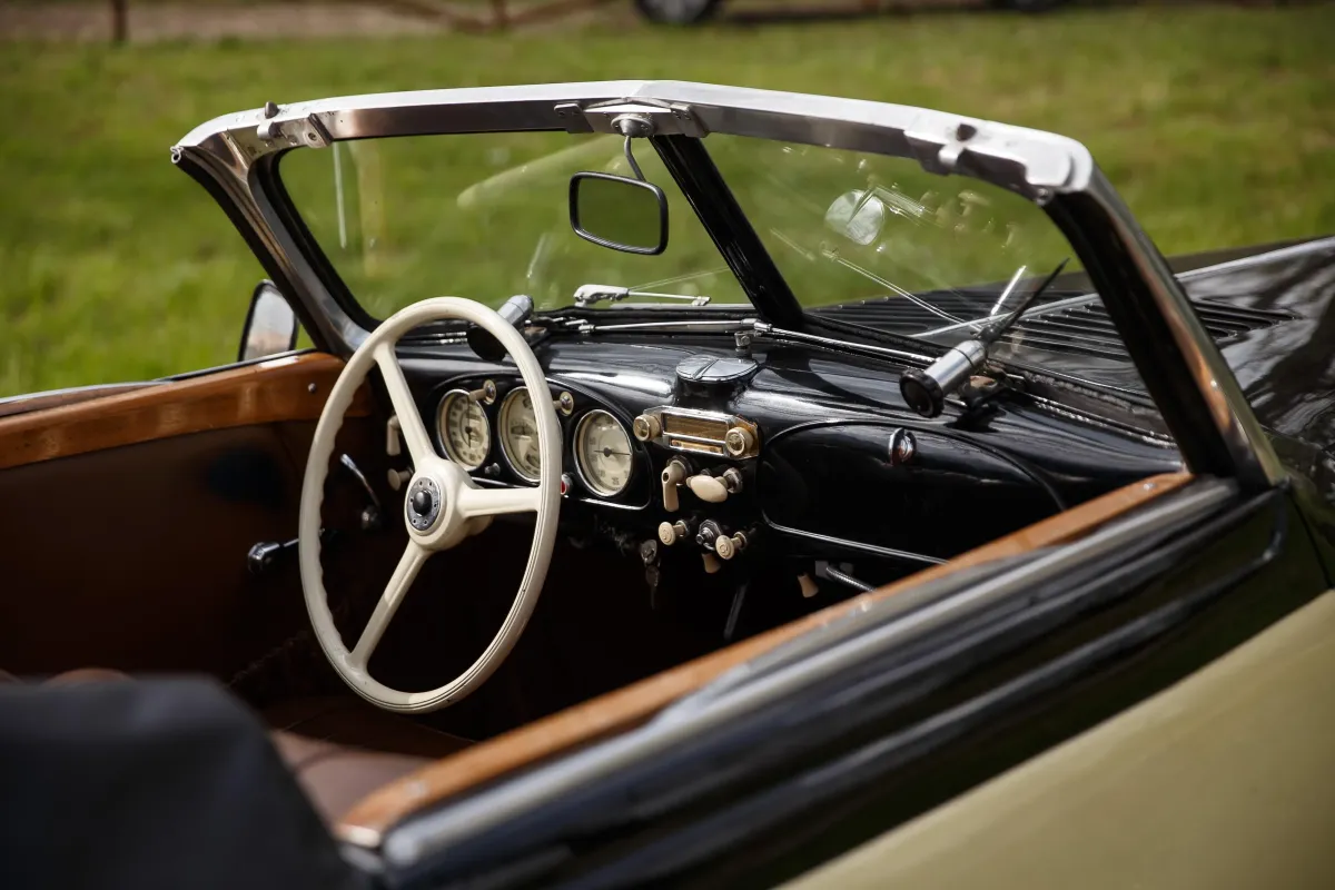 BMW 327/28 Cabriolet 1938, will be the protagonist of the OldCar24 stand at Techno Classica Essen 2025