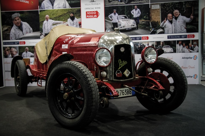 VERONA LEGEND CARS BEAUTIFUL, SPORTY AND DYNAMIC. THE THRILLS OF CLASSIC CARS
