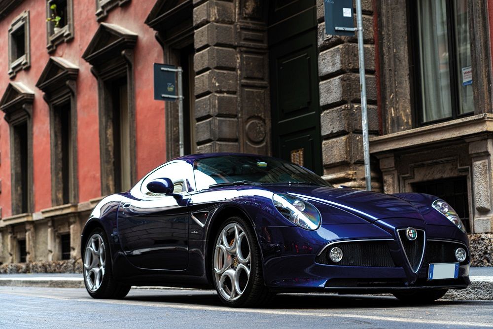 Alfa Romeo 8C Competizione: il colore nato da una scommessa con Sergio Marchionne nel Top Lot dell’Asta di Wannenes a Milano AutoClassica