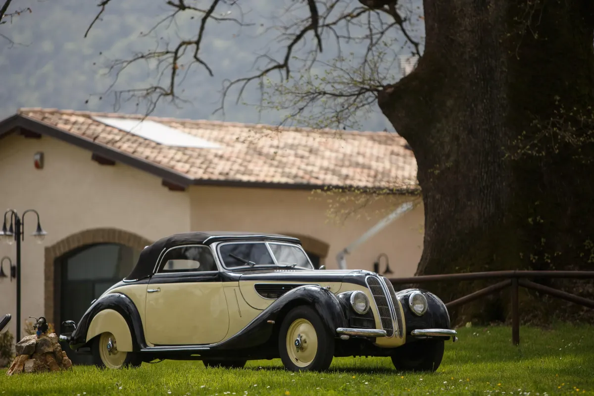 BMW 327/28 Cabriolet 1938, will be the protagonist of the OldCar24 stand at Techno Classica Essen 2025