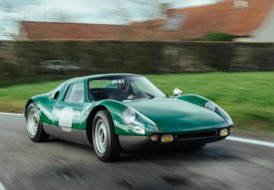 FERRARI PORSCHE BUGATTI: asta supermilionaria a Parigi 2022
