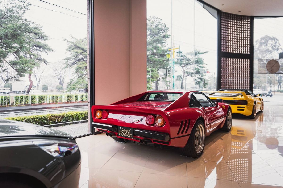 SCOPERTA STRAORDINARIA COLLEZIONE DI AUTO IN GIAPPONE 
