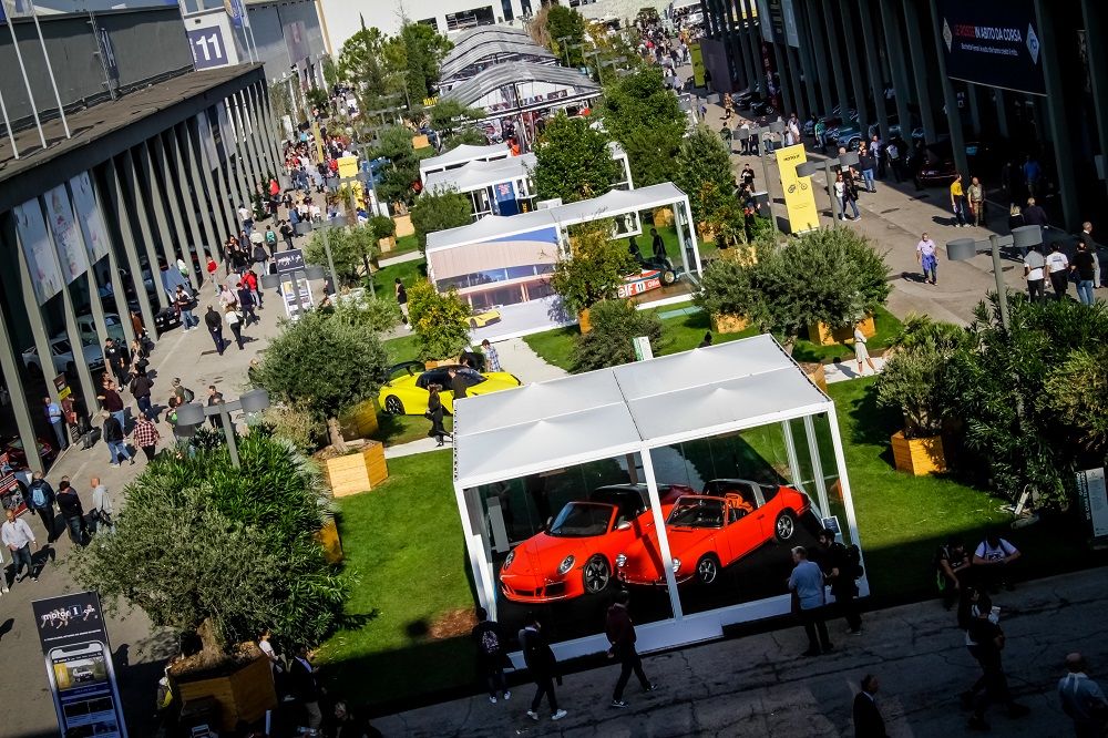 AUTO E MOTO D'EPOCA - IT'S ALL ENGINES GO FOR THE CLASSIC CAR FAIR 