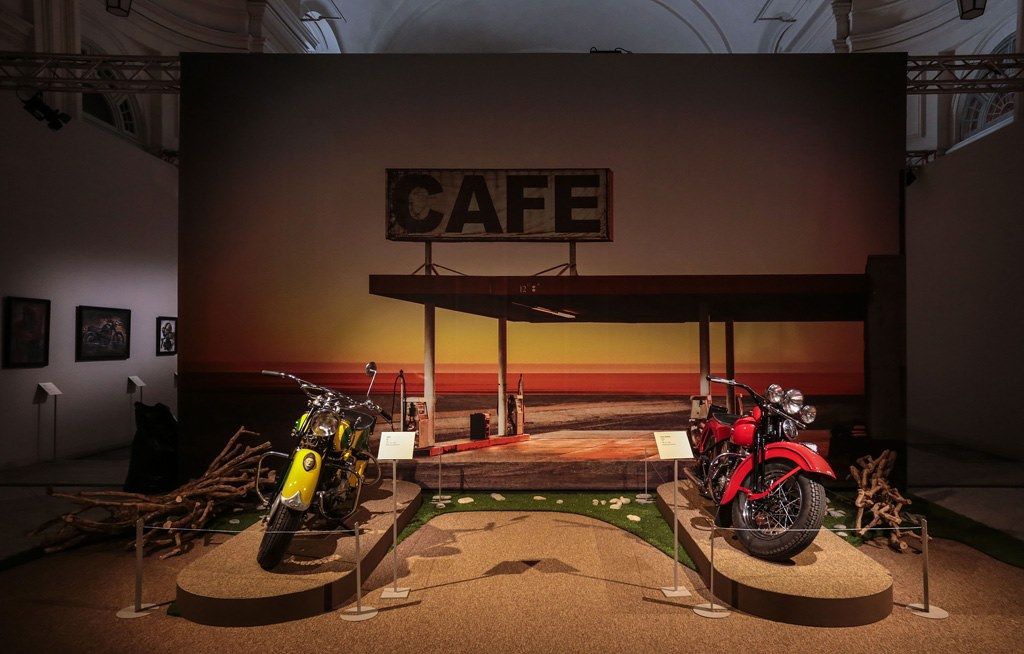 Arte e motociclette alla Reggia di Venaria Reale.