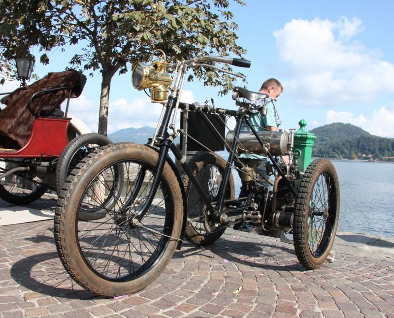 Historical reenactment Arona - Stresa - Arona 1897-2017: the rebirth of the pre-war cars after 120 years